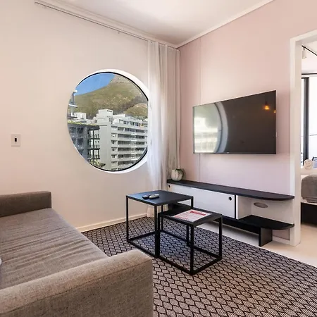 Flamingo 603: Sea Point Aprt With Mountain Views Appartement Kaapstad Buitenkant foto
