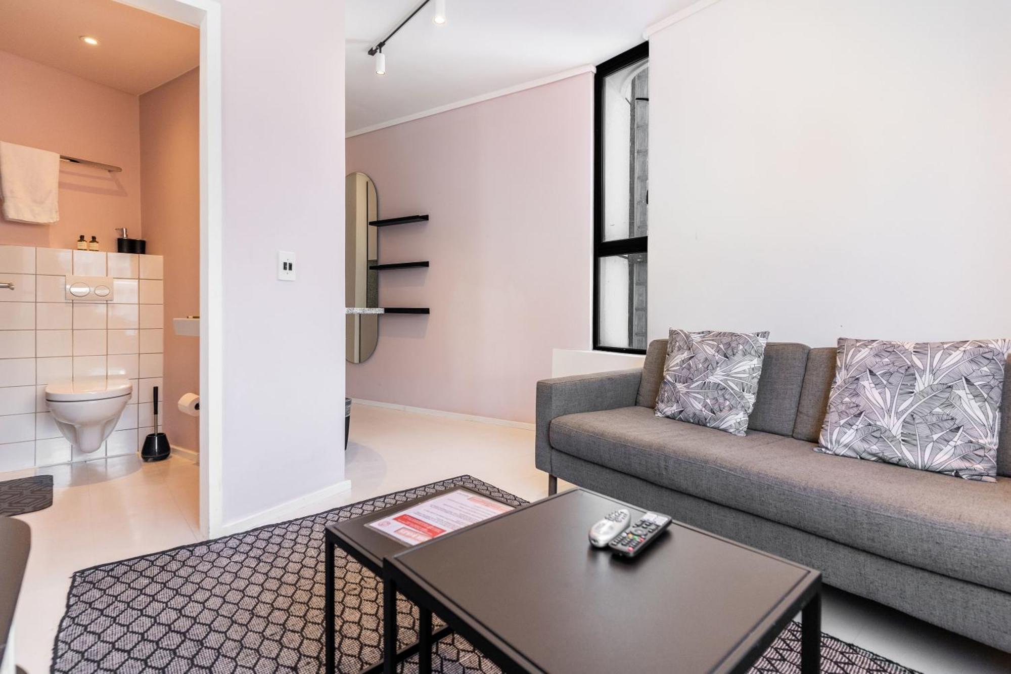 Flamingo 603: Sea Point Aprt With Mountain Views Appartement Kaapstad