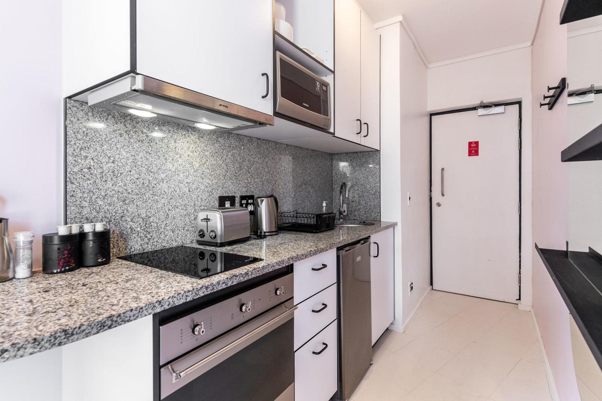Appartement Flamingo 603: Sea Point Aprt With Mountain Views *